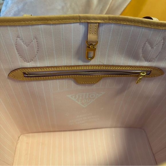 Louis Vuitton Gradient Pink & Yellow Tote & Wristlet BUNDLE, NEW!! 🌸 MAKE OFFER - Picture 10 of 15